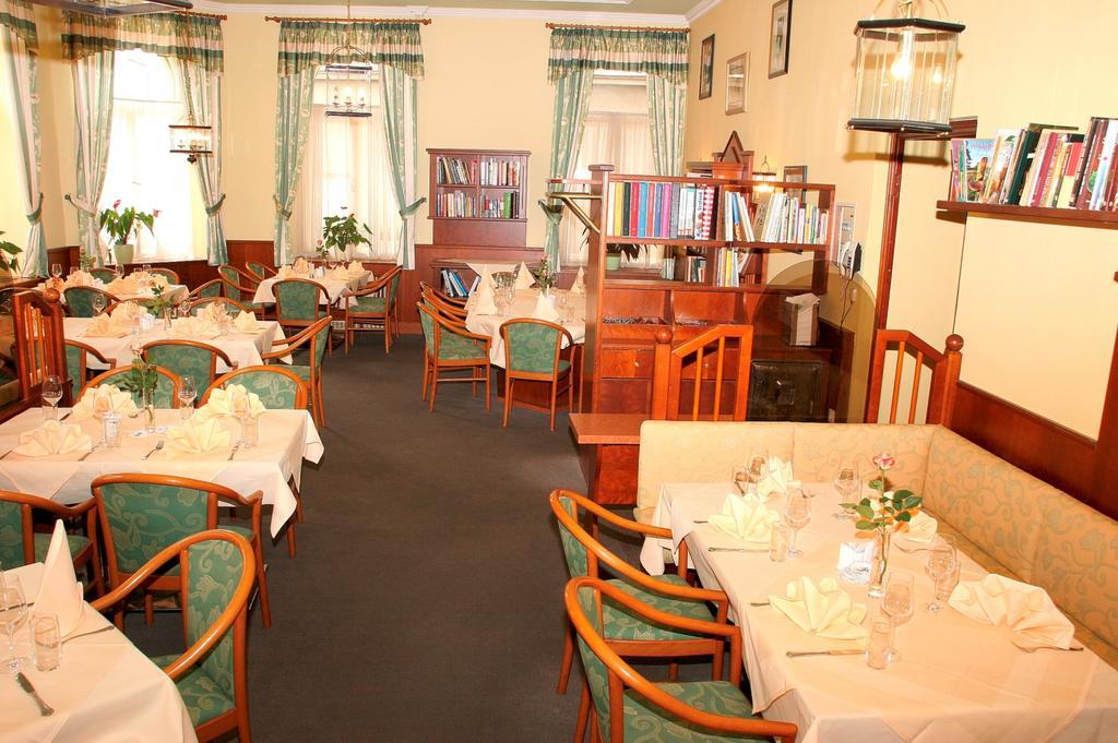 Stadthotel Eggenburg Екстер'єр фото